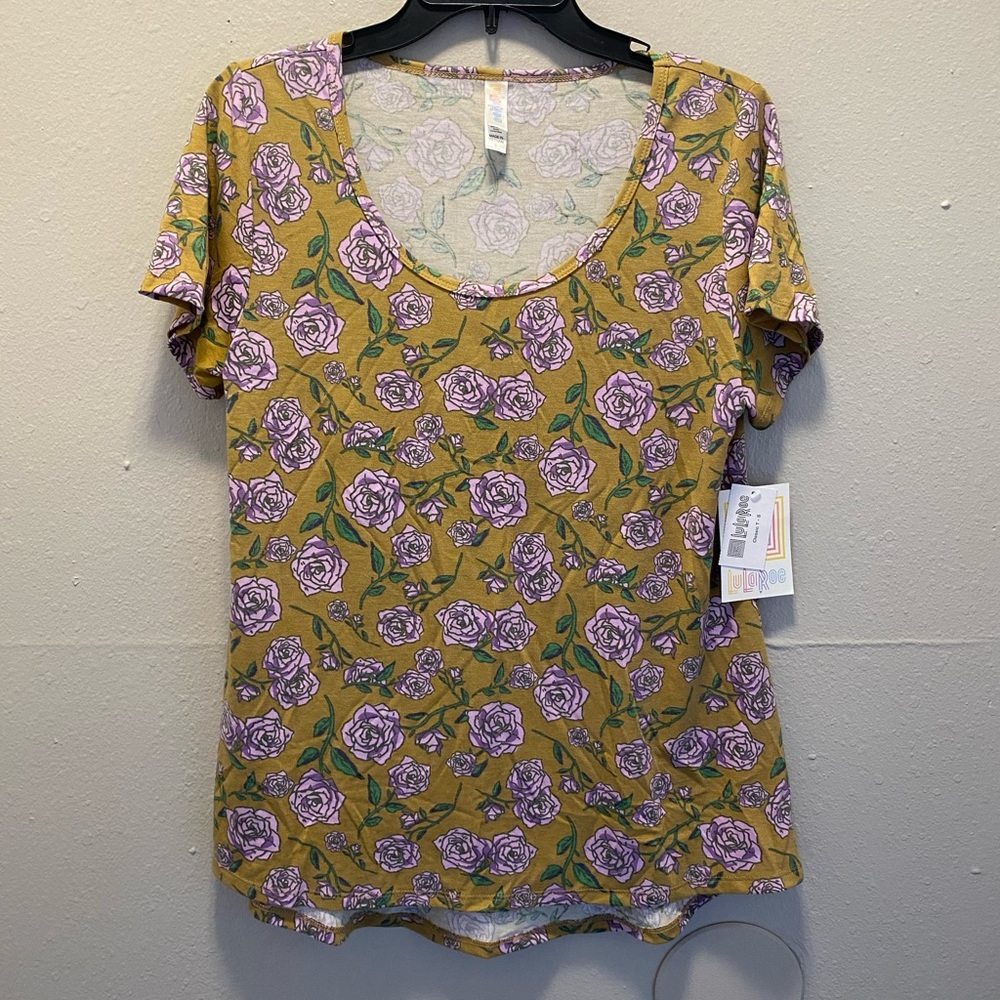 LuLaRoe Classic T - Small  NWT - Floral Print